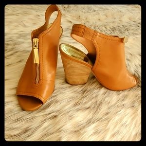 Vince Camuto Shoes